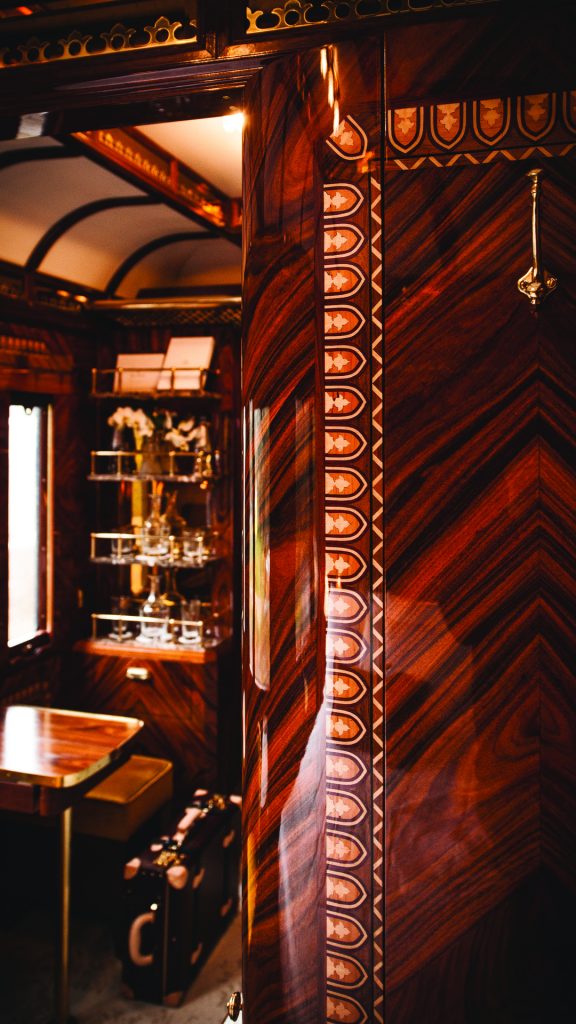 Venice Simplon Orient Express: dettaglio legno